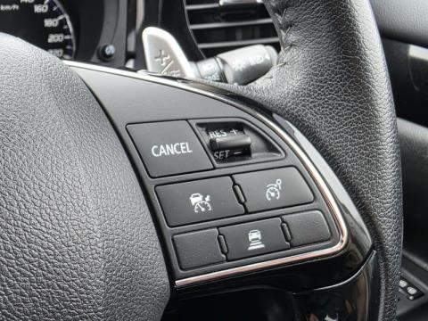 2018 Mitsubishi Outlander - Thumbnail