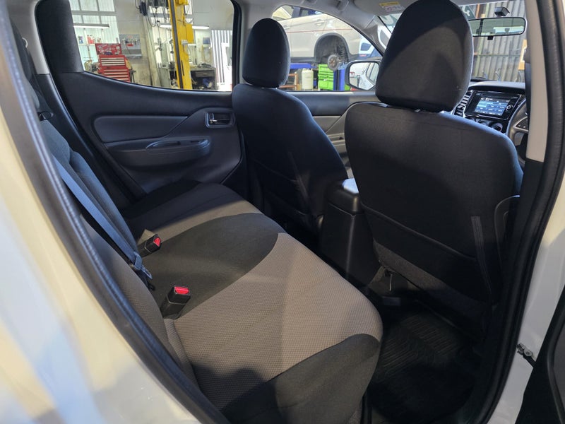 2017 Mitsubishi Triton