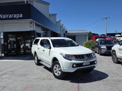 2017 Mitsubishi Triton - Thumbnail