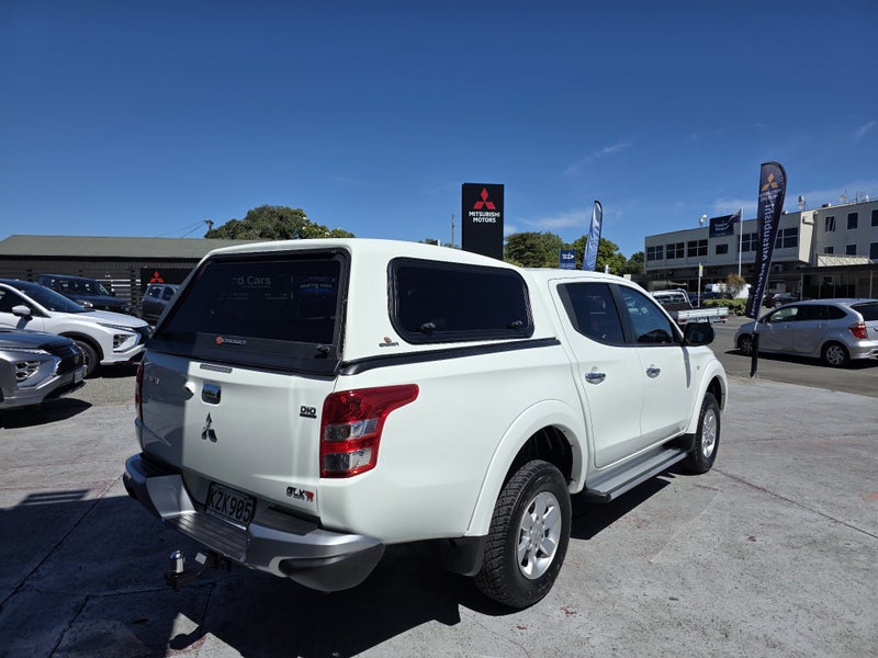 2017 Mitsubishi Triton