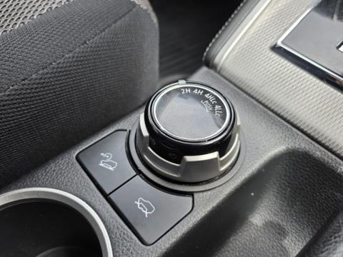 2022 Mitsubishi Triton - Thumbnail