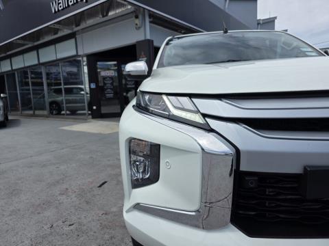 2022 Mitsubishi Triton - Thumbnail