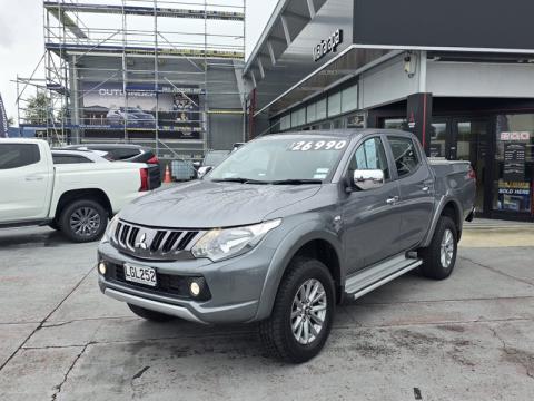 2018 Mitsubishi Triton - Thumbnail