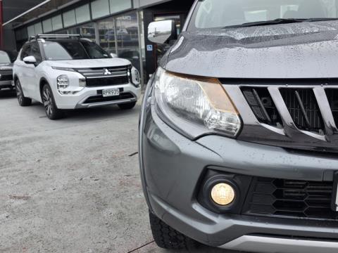 2018 Mitsubishi Triton - Thumbnail