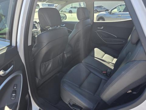 2018 Hyundai Santa Fe - Thumbnail