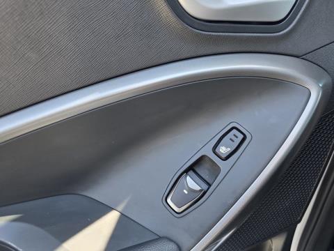 2018 Hyundai Santa Fe - Thumbnail