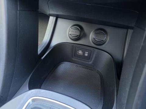 2018 Hyundai Santa Fe - Thumbnail