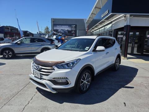 2018 Hyundai Santa Fe - Thumbnail