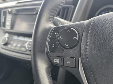 2016 Toyota RAV4 - Thumbnail