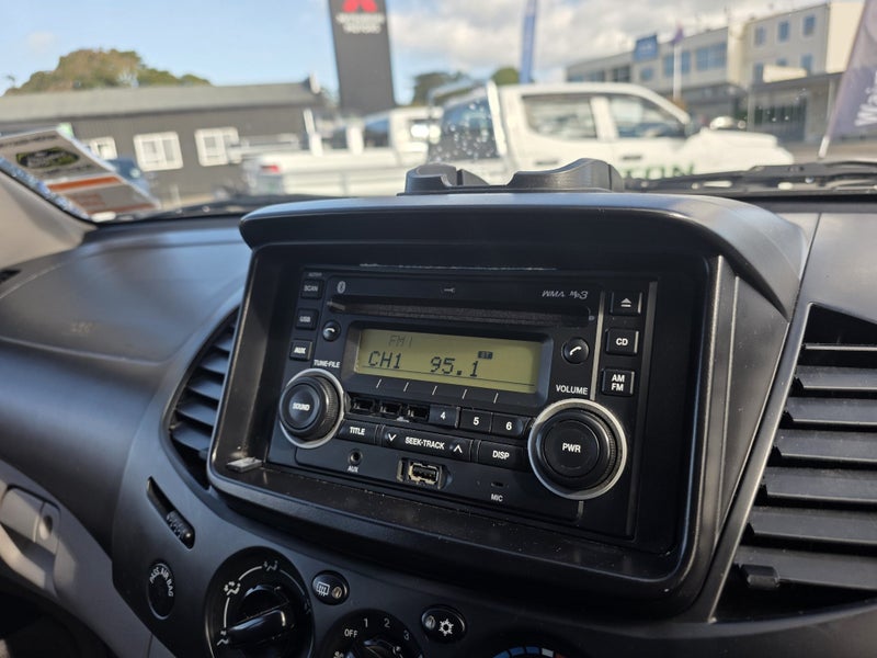 2012 Mitsubishi Triton