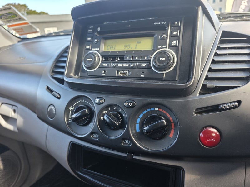 2012 Mitsubishi Triton