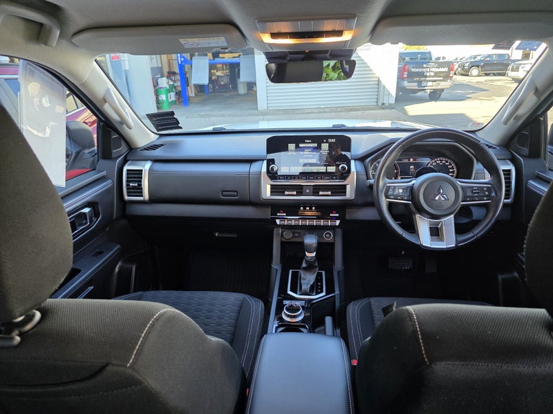 2024 Mitsubishi Triton