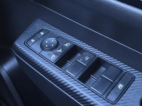 2024 Mitsubishi Triton - Thumbnail