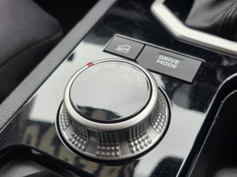 2024 Mitsubishi Triton - Thumbnail