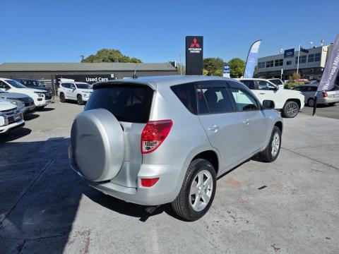 2006 Toyota RAV4 - Thumbnail