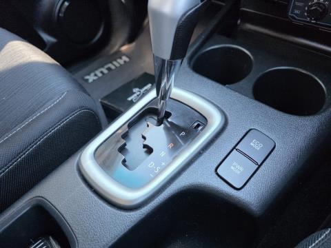 2016 Toyota Hilux - Thumbnail