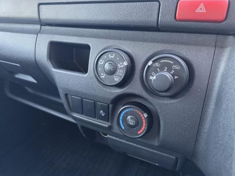 2020 Toyota Hiace - Thumbnail