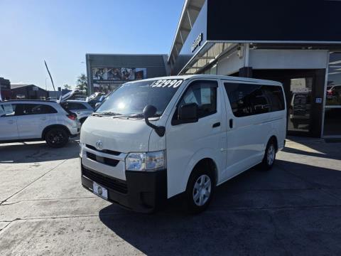 2020 Toyota Hiace - Thumbnail