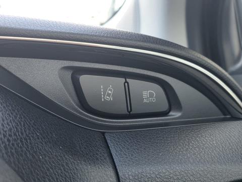 2019 Toyota Yaris - Thumbnail