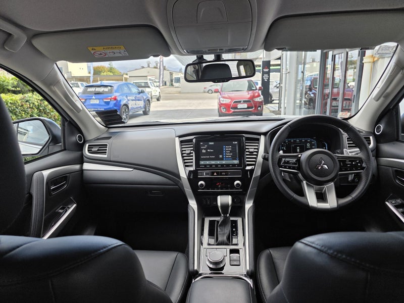 2025 Mitsubishi Pajero Sport