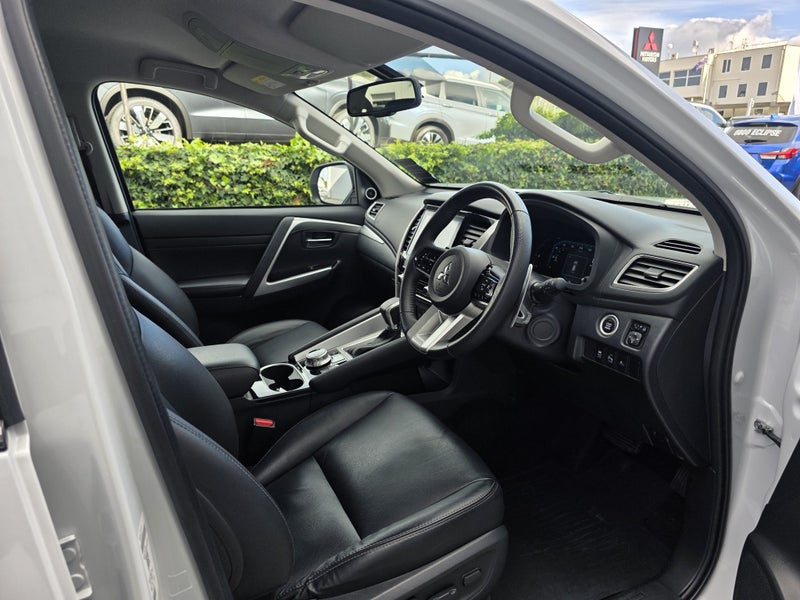 2025 Mitsubishi Pajero Sport