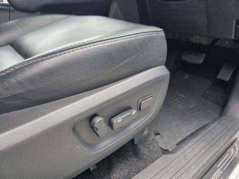 2025 Mitsubishi Pajero Sport - Thumbnail