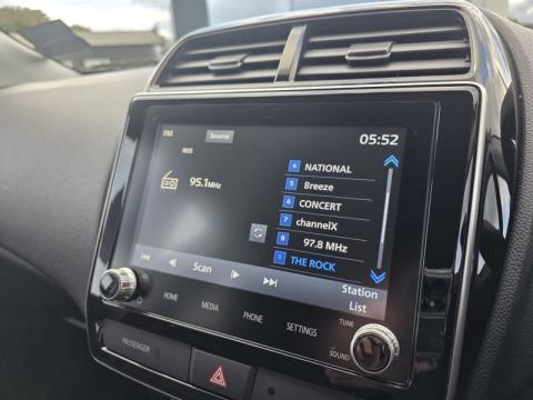 2024 Mitsubishi ASX - Thumbnail