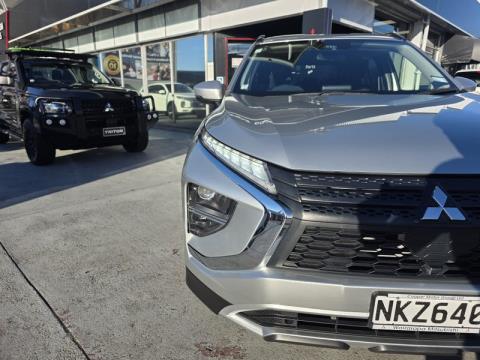 2021 Mitsubishi Eclipse Cross - Thumbnail