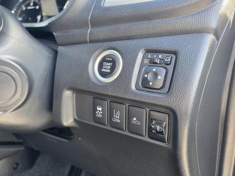 2022 Mitsubishi Triton - Thumbnail