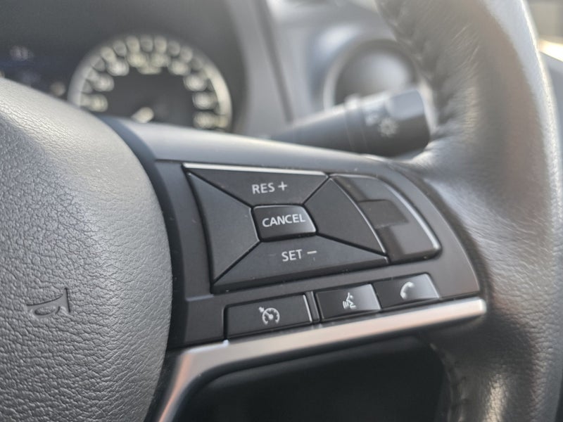2023 Nissan Navara