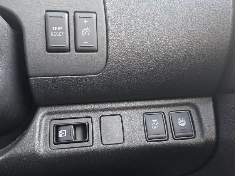 2023 Nissan Navara