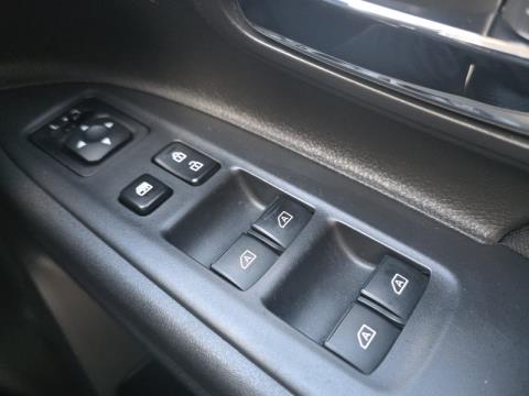 2022 Mitsubishi Outlander - Thumbnail