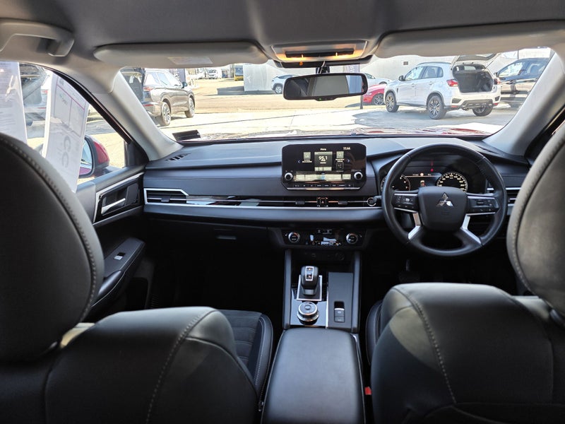 2023 Mitsubishi Outlander