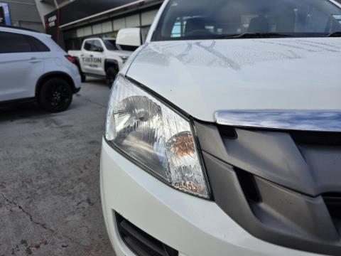 2016 Isuzu D MAX - Thumbnail