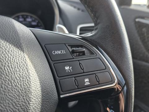 2019 Mitsubishi Eclipse Cross - Thumbnail