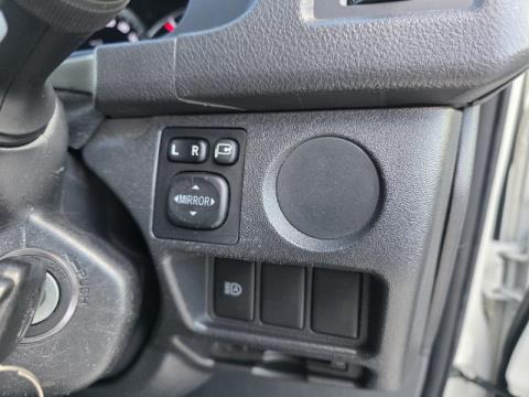 2020 Toyota Hiace - Thumbnail