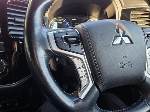 2018 Mitsubishi Outlander - Thumbnail