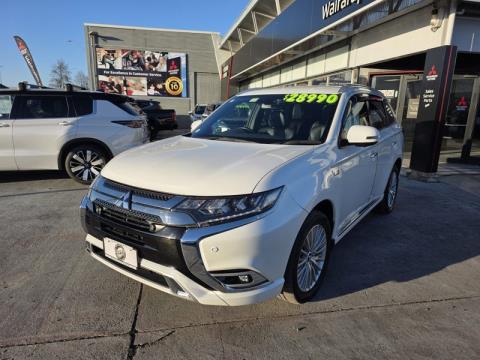 2018 Mitsubishi Outlander - Thumbnail
