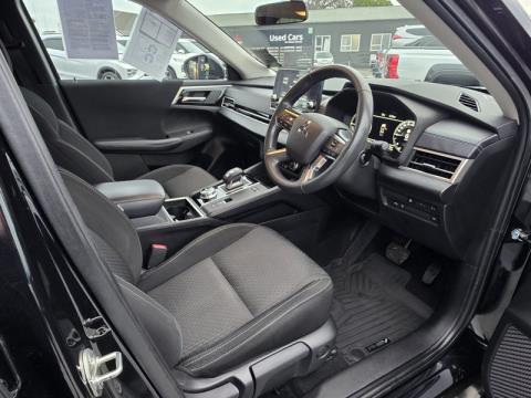 2022 Mitsubishi Outlander - Thumbnail