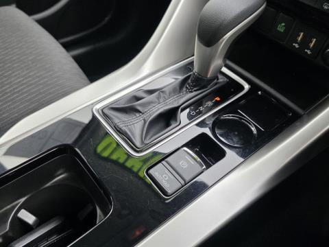 2024 Mitsubishi Eclipse Cross - Thumbnail