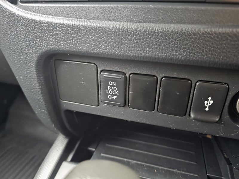 2015 Mitsubishi Triton