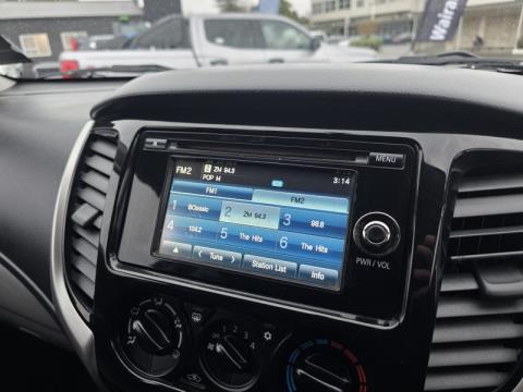 2015 Mitsubishi Triton - Thumbnail