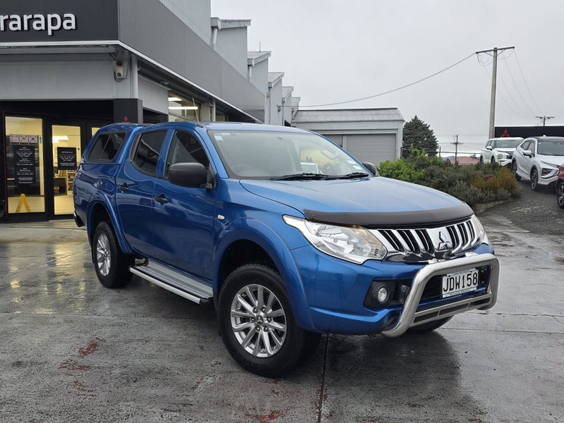 2015 Mitsubishi Triton