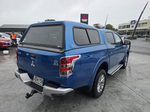 2015 Mitsubishi Triton - Thumbnail