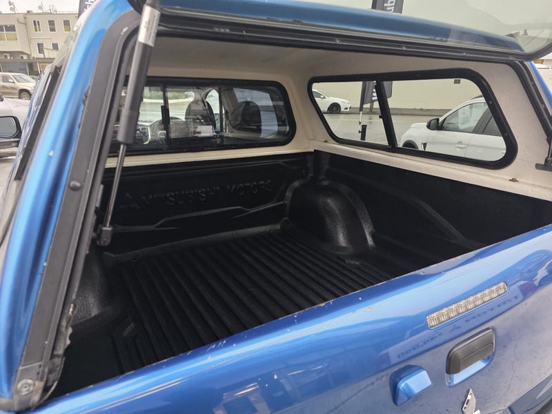 2015 Mitsubishi Triton