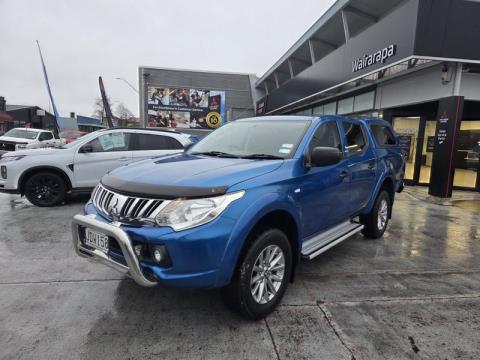 2015 Mitsubishi Triton - Thumbnail