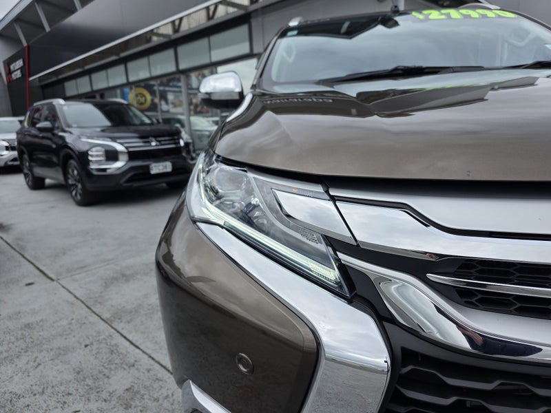 2015 Mitsubishi Pajero Sport