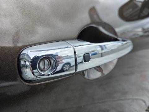 2015 Mitsubishi Pajero Sport - Thumbnail