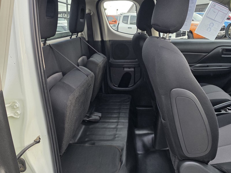 2020 Mitsubishi Triton