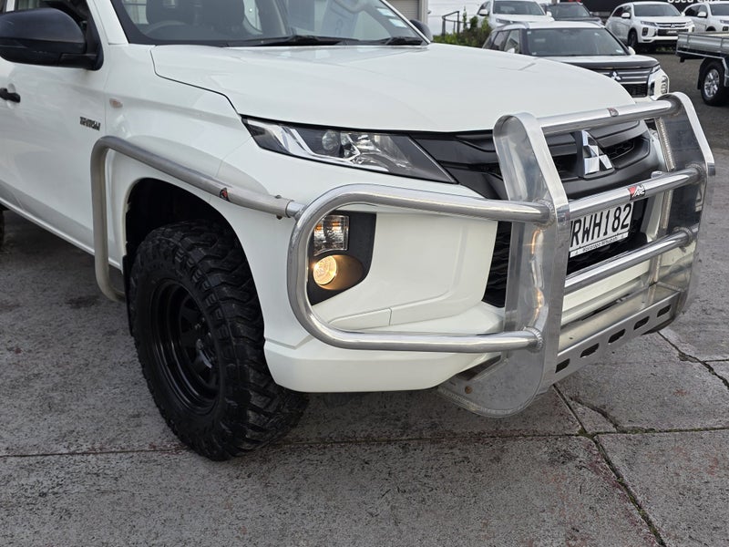 2020 Mitsubishi Triton